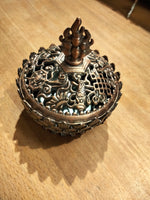 Carica l'immagine nel visualizzatore di Gallery, Brucia incenso in metallo