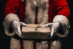 babbo natale con dono